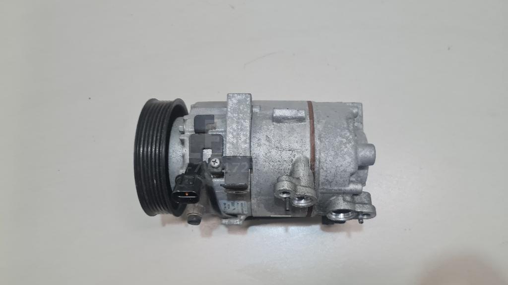 Компрессор кондиционера 97701F2800 Hyundai-Kia