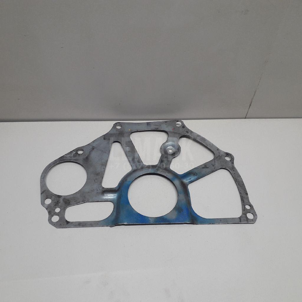 Пластина КПП 1135567011 Toyota