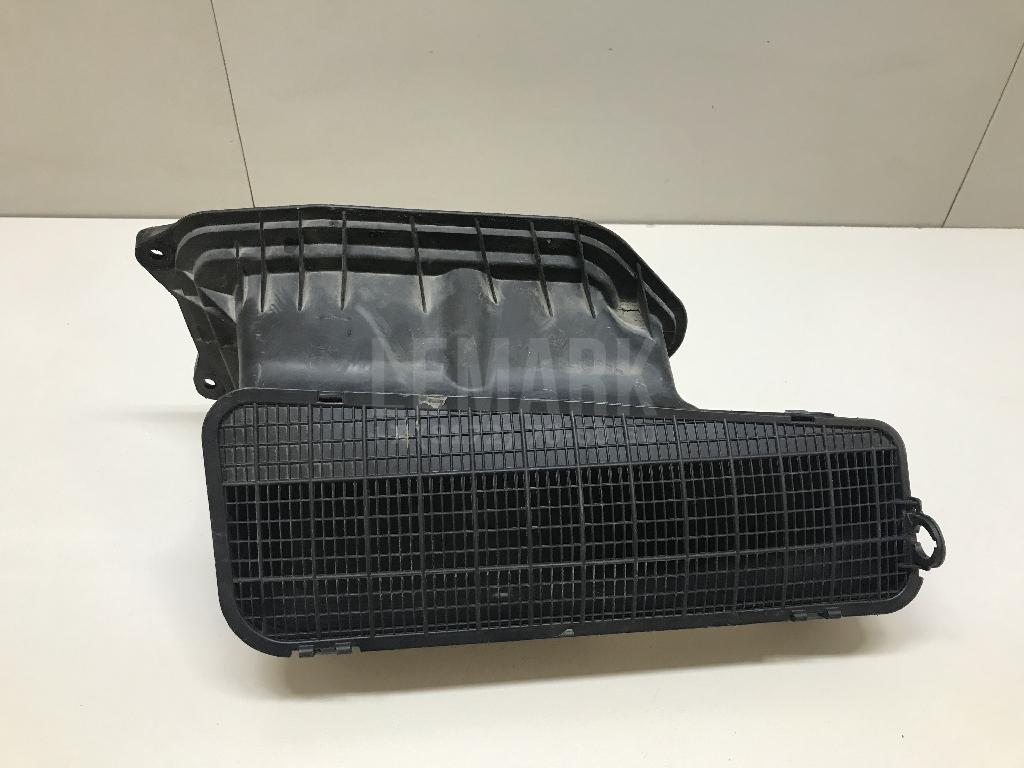 Воздухозаборник (внутри) для  Audi A6 [C6,4F] 2004-2011