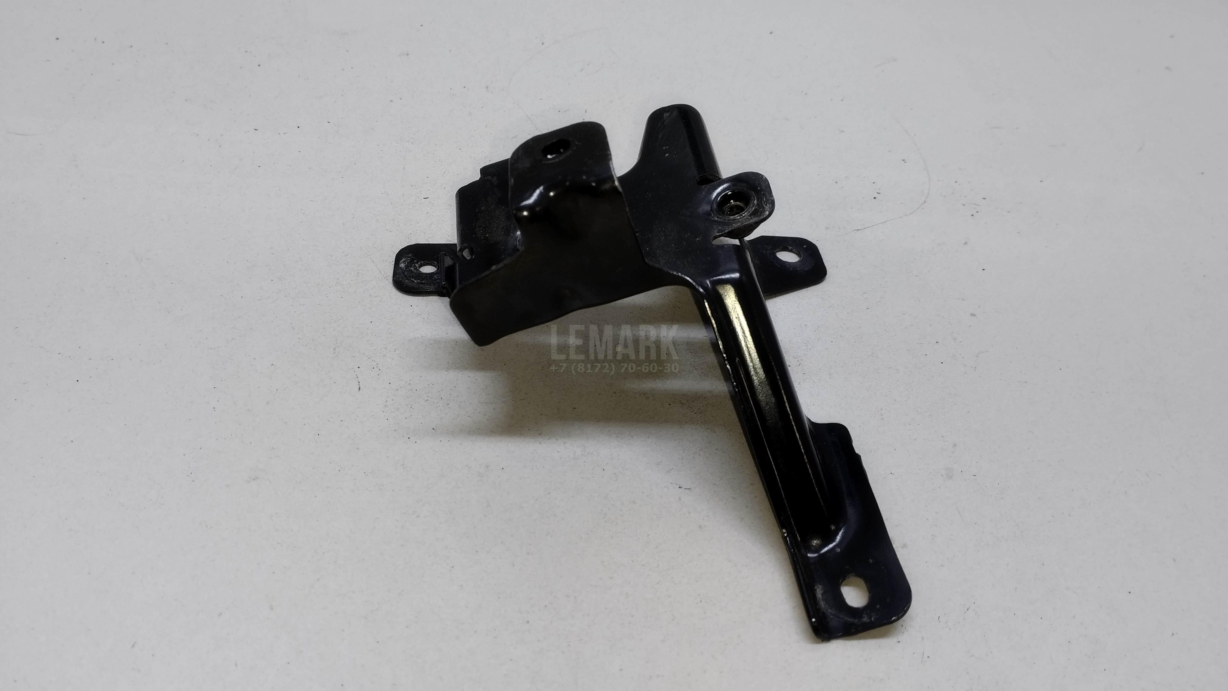Кронштейн замка капота для  BMW 2-serie F22/F23/F87 2013-2020
