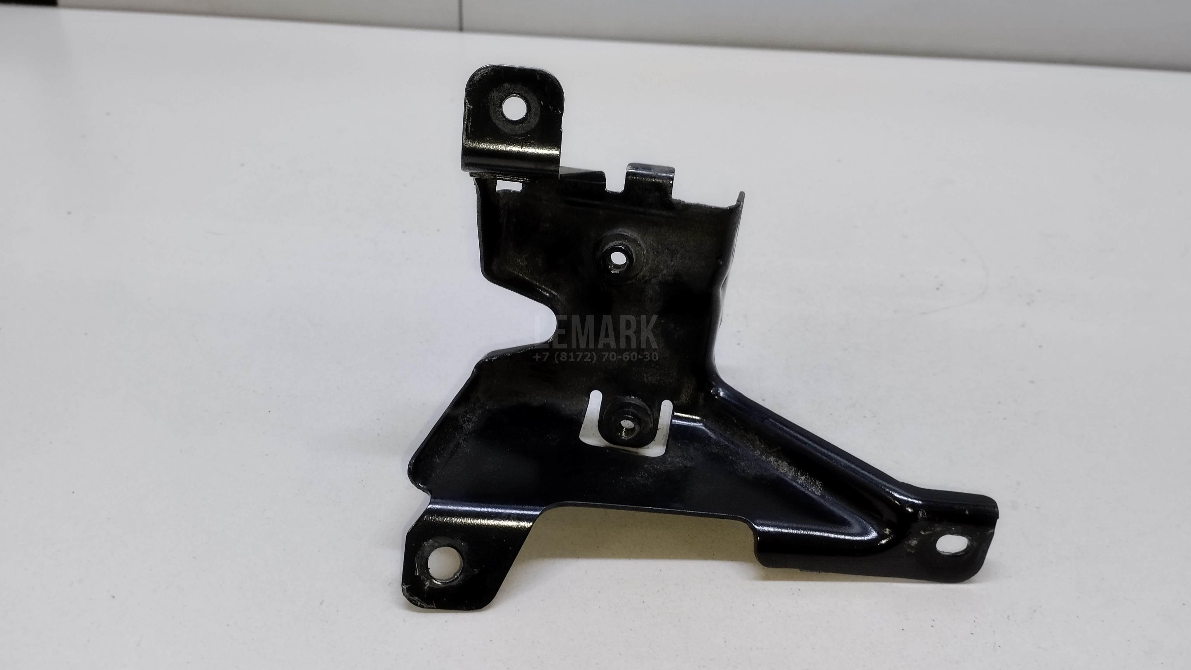 Кронштейн замка капота для  BMW 2-serie F22/F23/F87 2013-2020