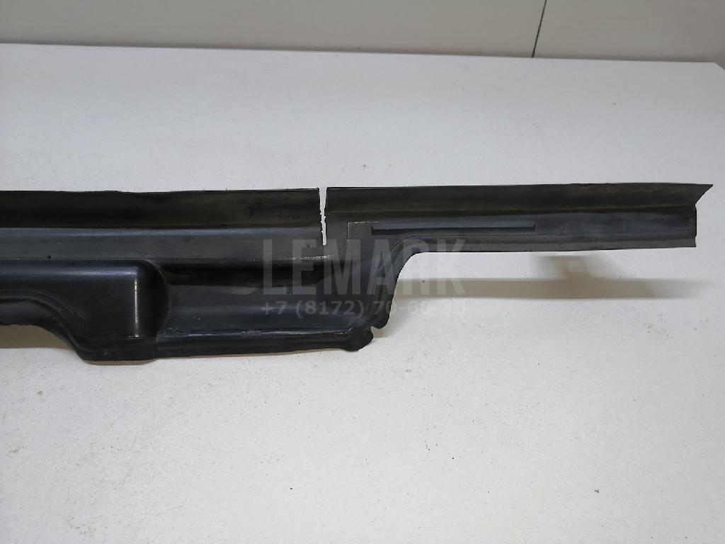 Кожух радиатора для  BMW X3 E83 2004-2010