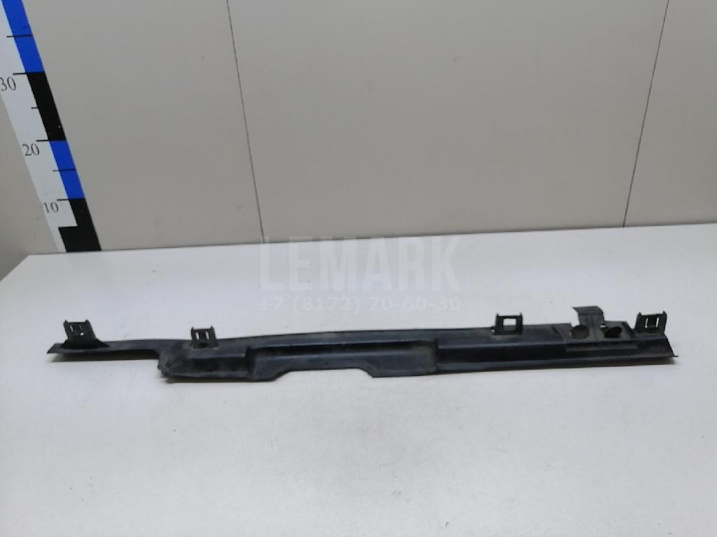 Кожух радиатора для  BMW X3 E83 2004-2010