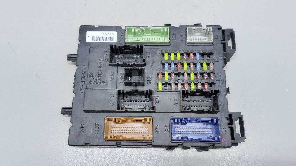 Блок предохранителей GV6Z14A068AH Ford