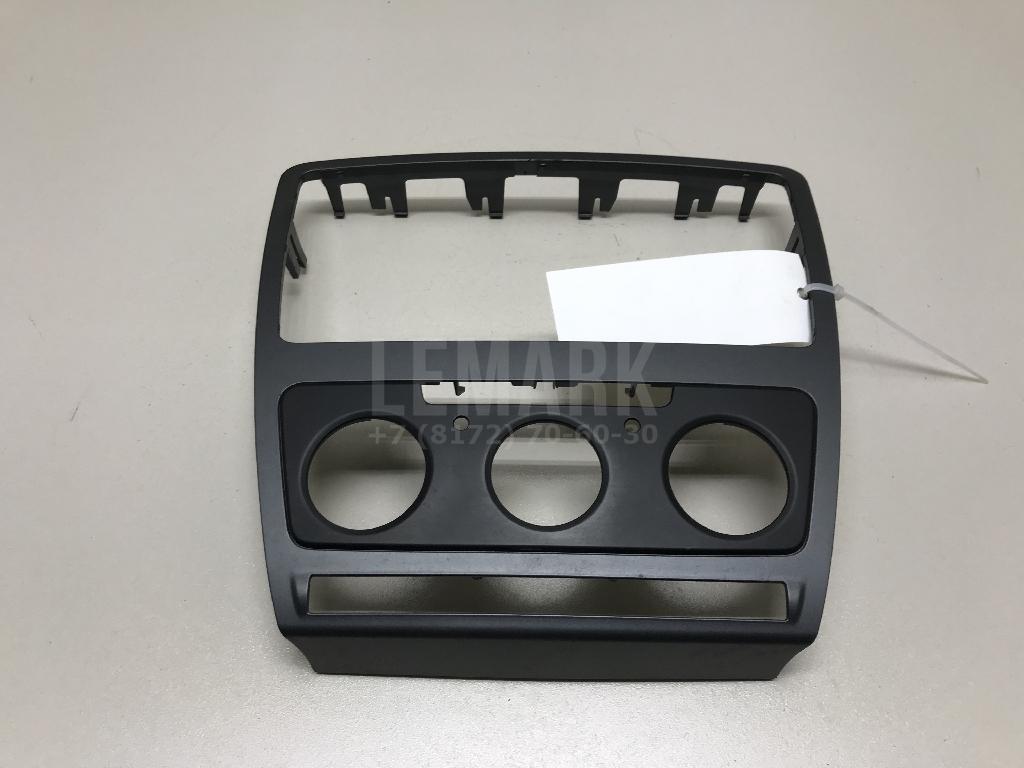 Накладка декоративная 1Z0858069BR1AR VAG