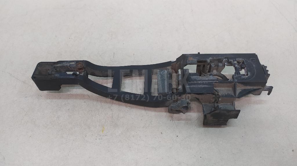 Кронштейн ручки 1480066 Ford