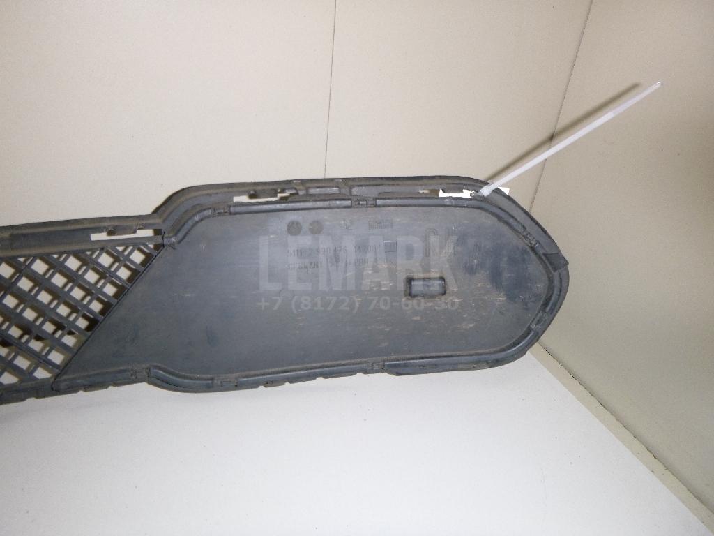Решетка в бампер центральная для  BMW X1 F48 2014-2022