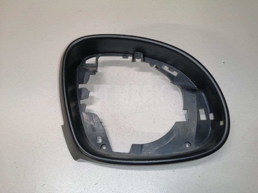 Рамка зеркала правого 5N0857602A9B9 VAG