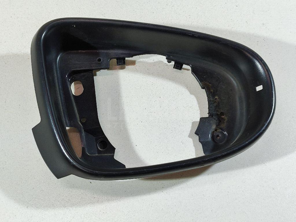 Накладка зеркала правого 6R0857602A9B9 VAG