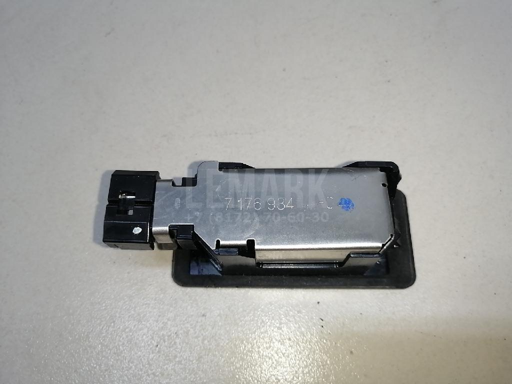 Фонарь подсветки номера для  BMW 3-serie E92/E93 2006-2012