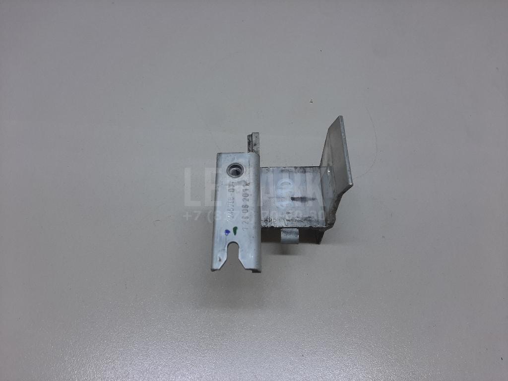 Кронштейн радиатора для  BMW X3 G01 2017-2024