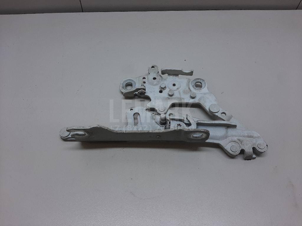 Петля капота левая для  BMW X1 E84 2009-2015