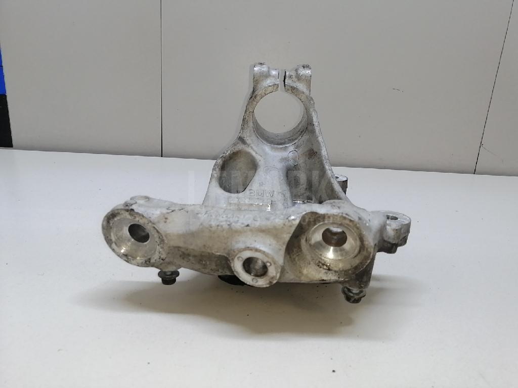 Кулак поворотный передний правый для  Audi 100/200 [44] 1983-1991