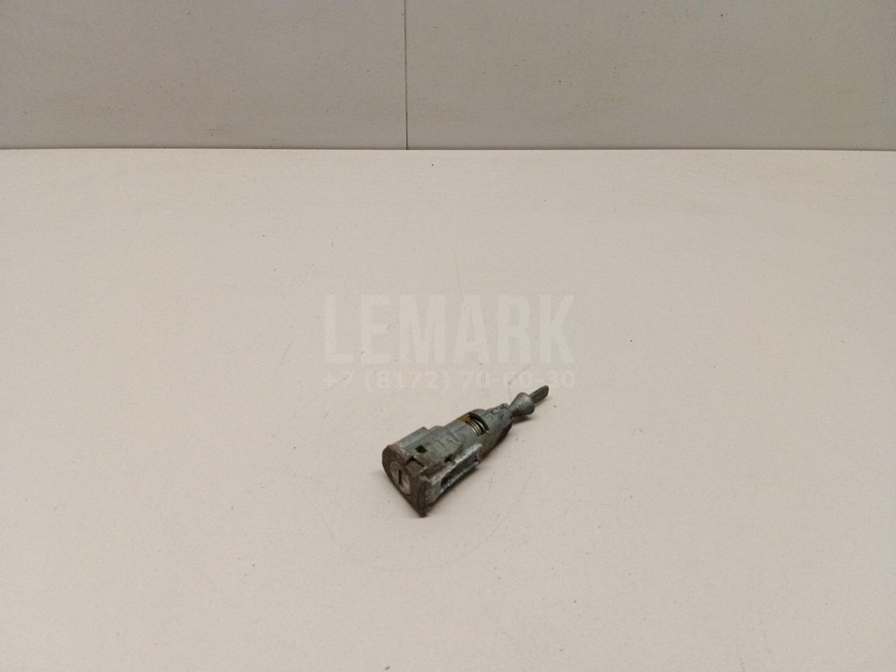Вставка замка двери лев. 107837167VB VAG