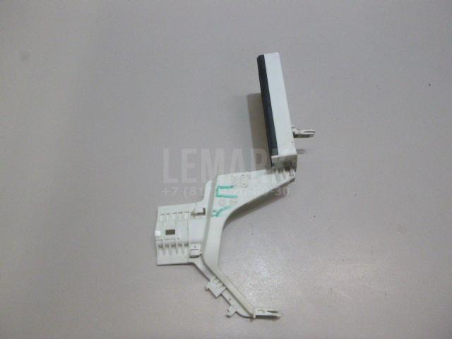 Кронштейн (сопут. товар) 82494D7000 Hyundai-Kia