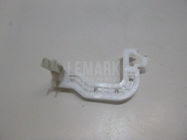 Кронштейн ручки 82495D7000 Hyundai-Kia