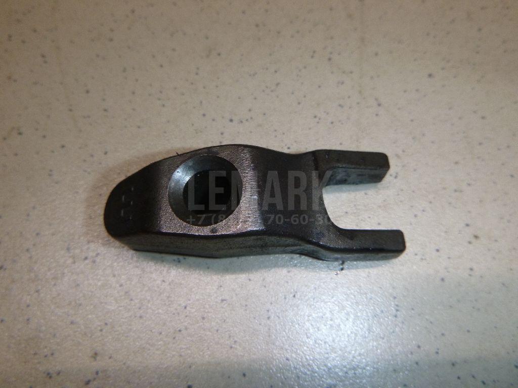 Кронштейн форсунки 338142A402 Hyundai-Kia