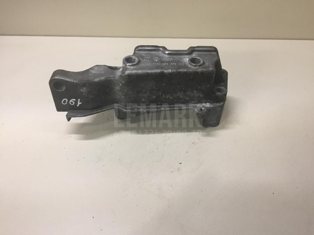 Кронштейн двигателя правый 036199275AE VAG