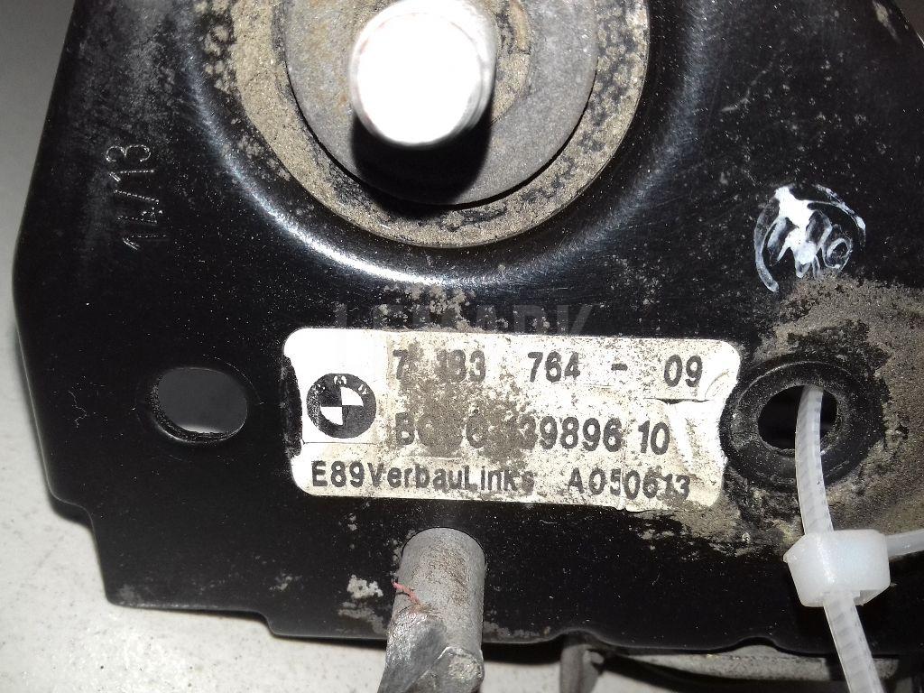 Крючок капота для  Acura MDX 2001-2006