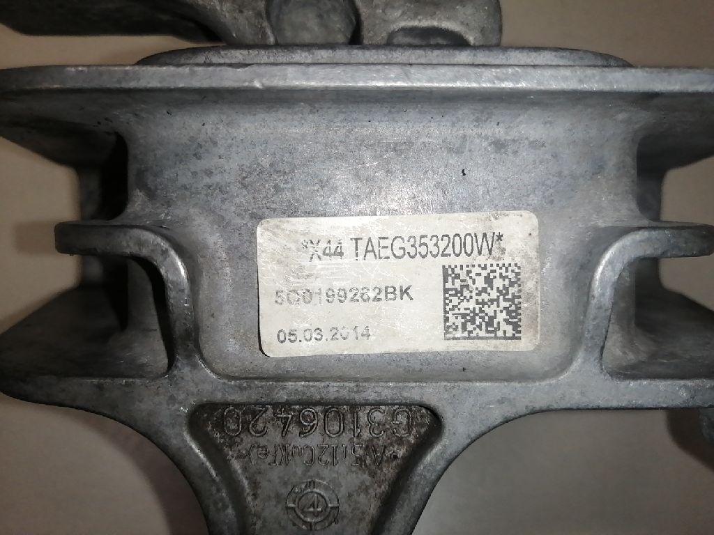 Опора двигателя для  Citroen C4 Picasso 2006-2014