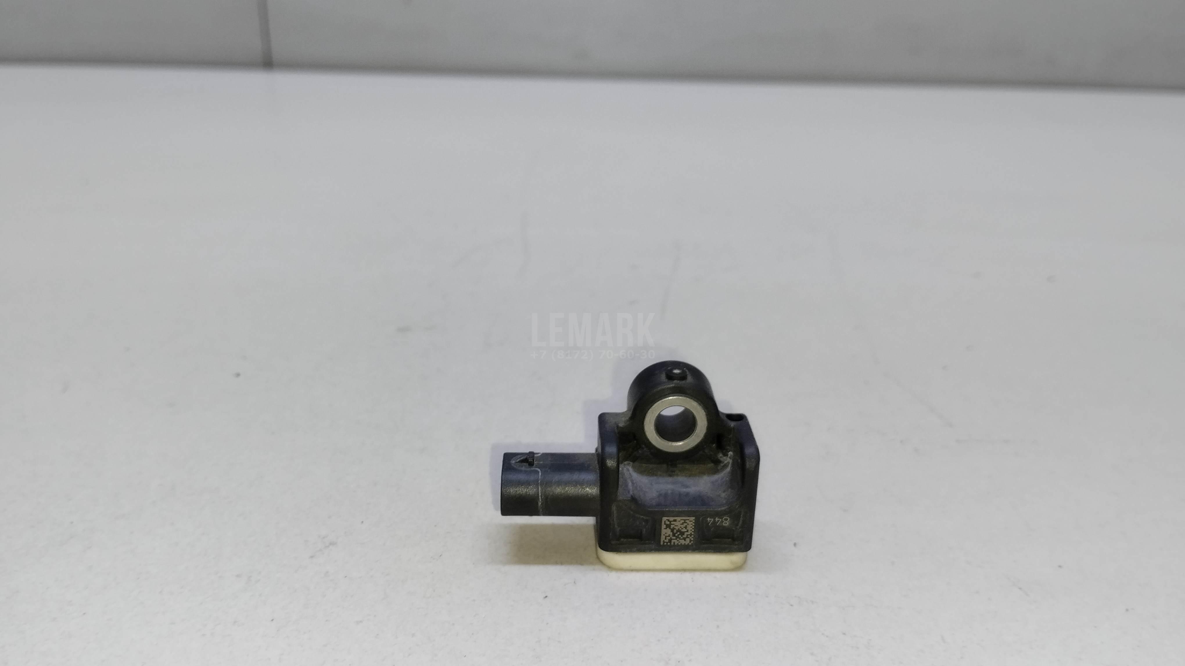 Датчик AIR BAG 7P0959651 VAG