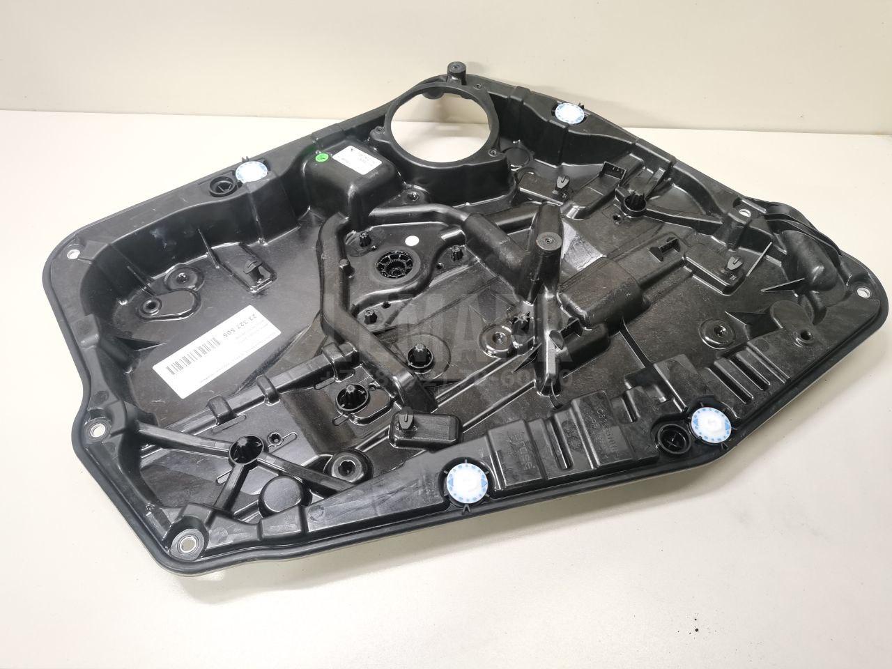 Стеклоподъемник электр. задний правый для  BMW 7-serie G11/G12 2015-2022