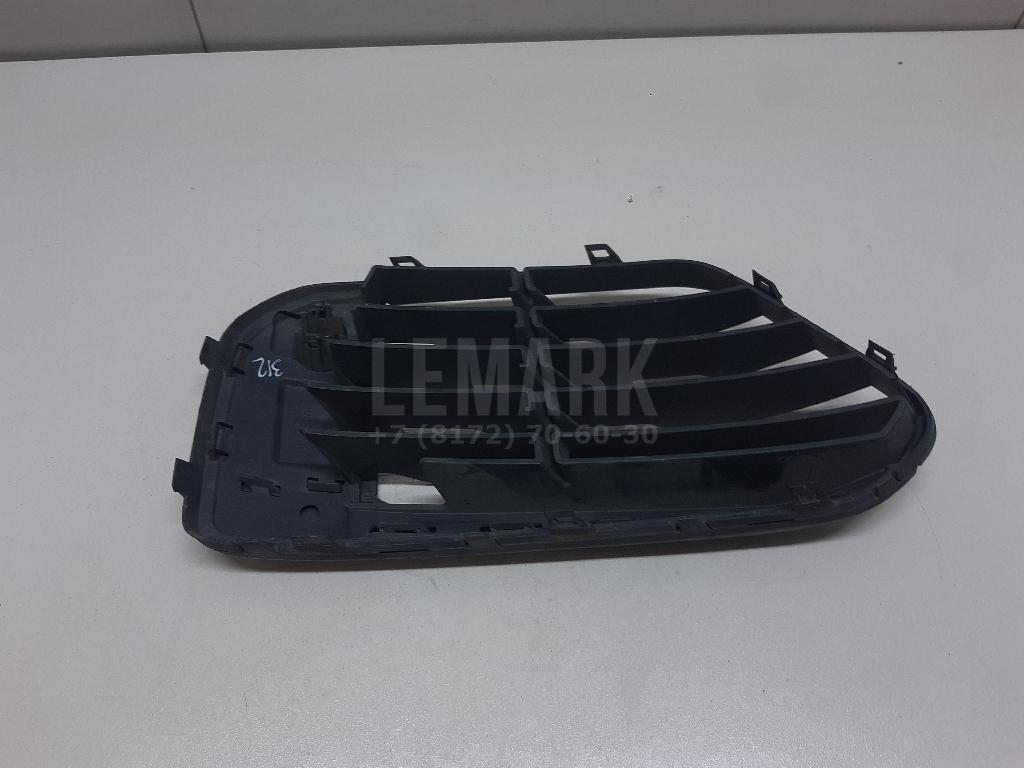 Решетка в бампер правая для  BMW 7-serie G11/G12 2015-2022