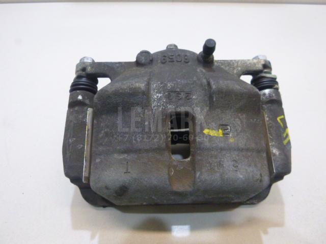 Суппорт тормозной передний левый 41011JE00A Nissan
