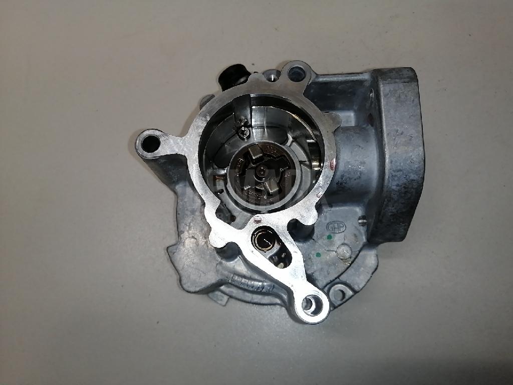Насос вакуумный для  Ford