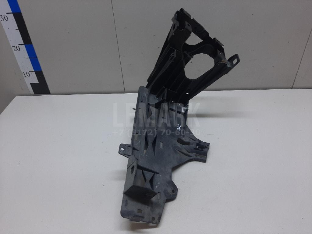 Кронштейн фар правый для  BMW 1-serie F20/F21 2011-2019