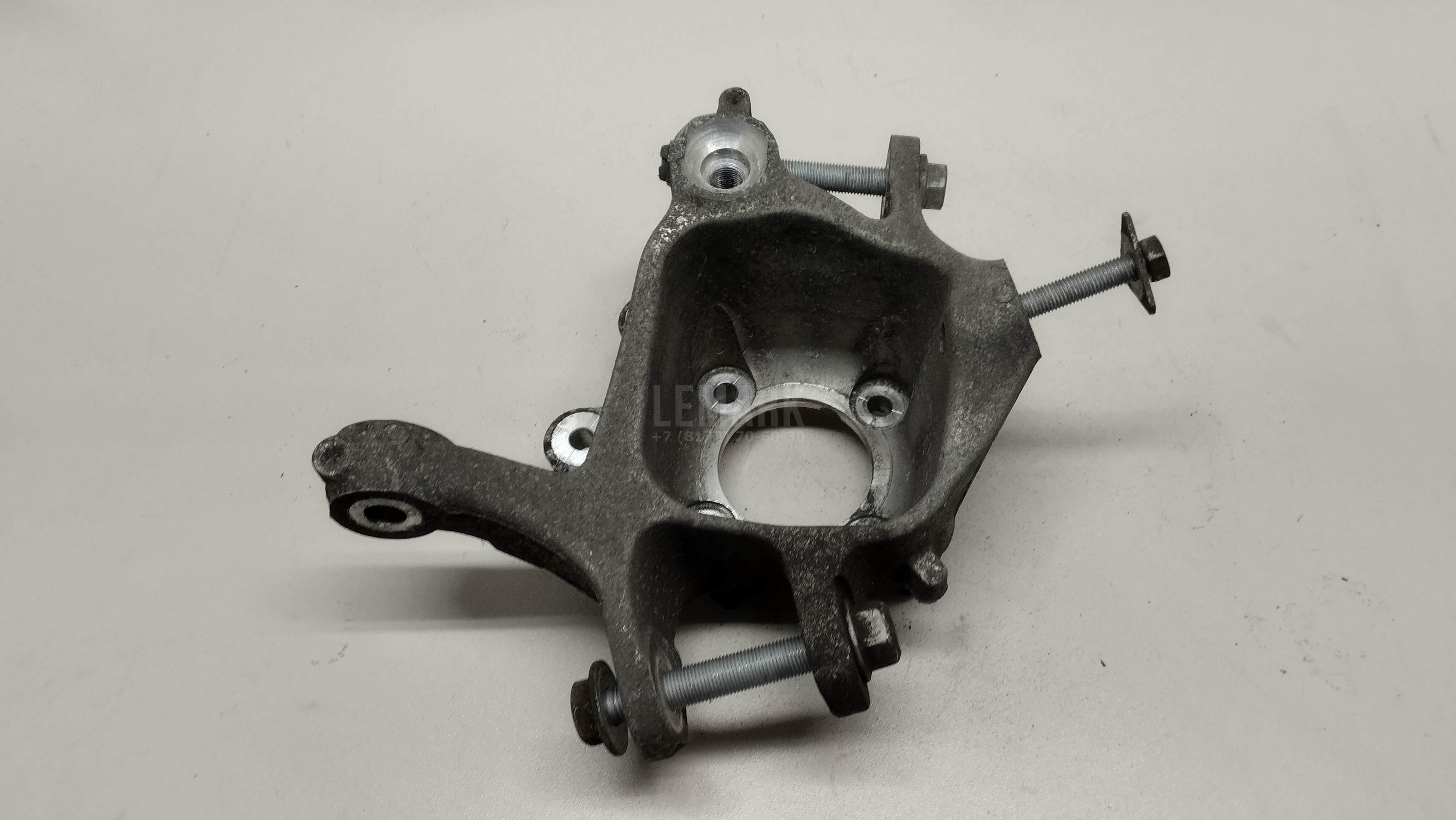 Кулак поворотный задний левый для  BMW 1-serie F20/F21 2011-2019