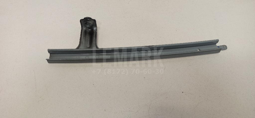 Направляющая стекла двери 6740442030 Toyota