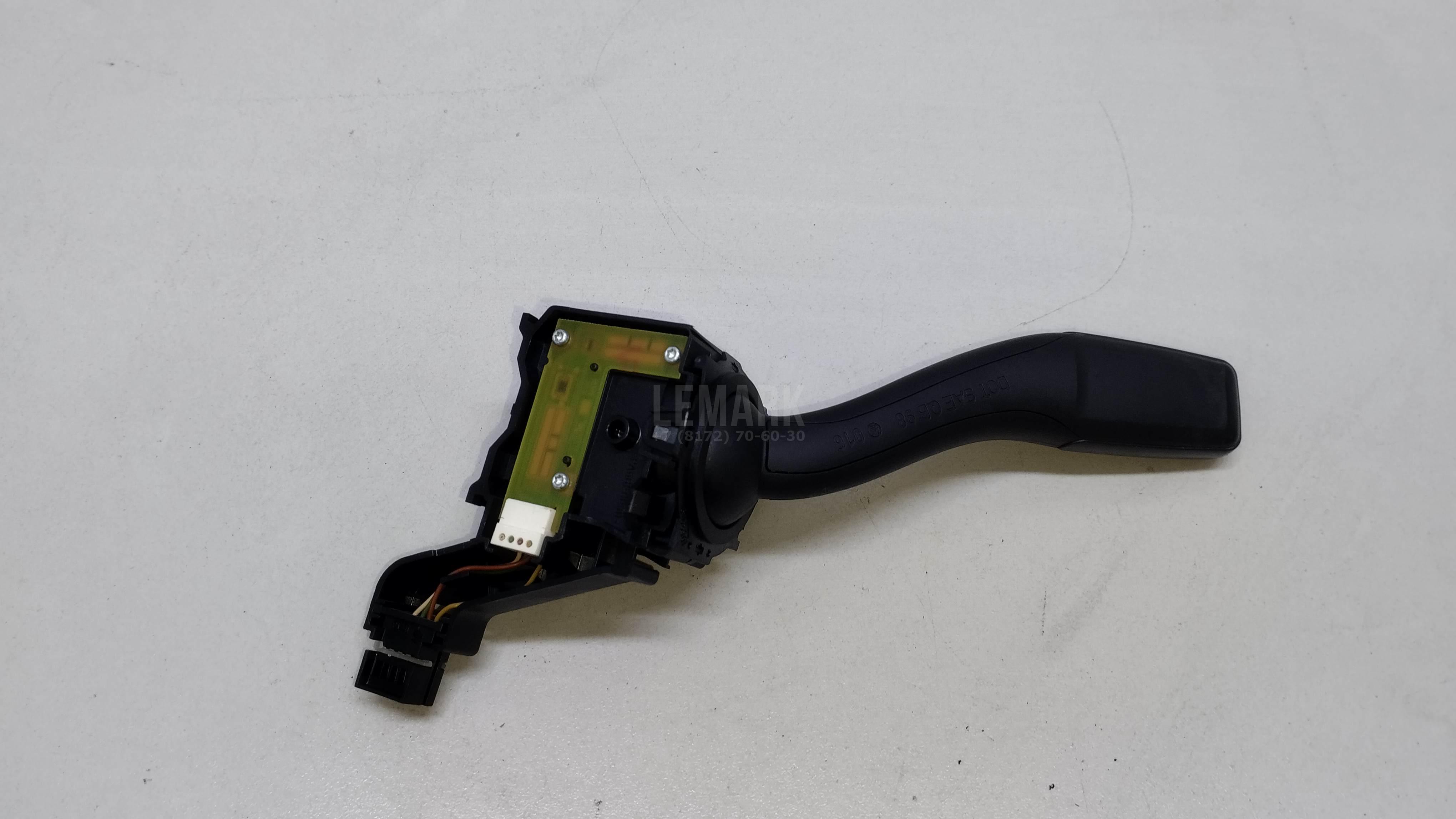 Переключатель поворотов подрулевой для  BMW X5 E70 2007-2013