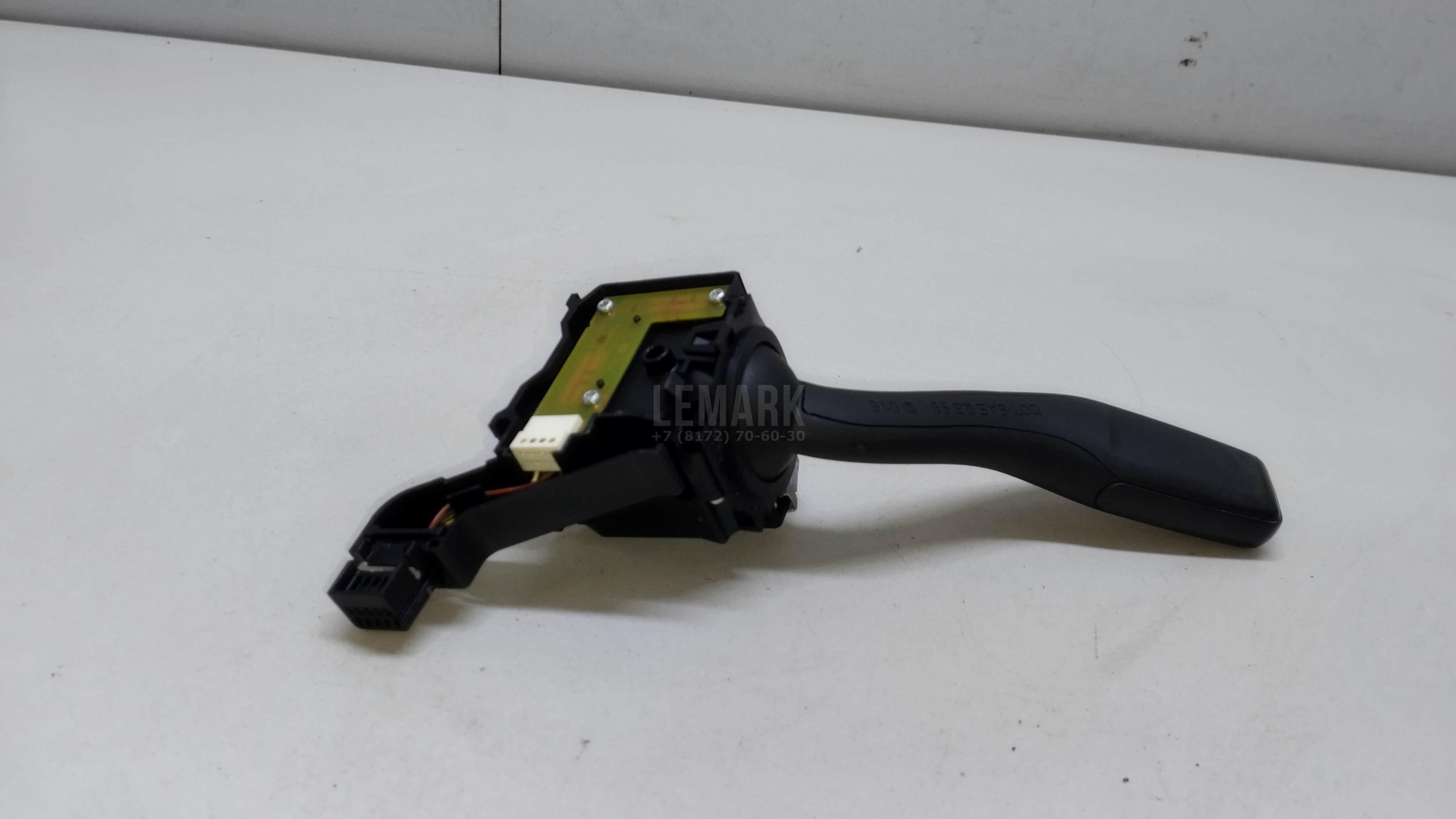 Переключатель поворотов подрулевой для  BMW X5 E70 2007-2013