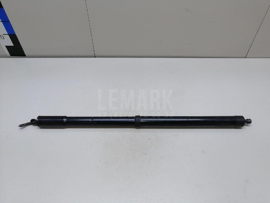 Амортизатор двери багажника 7P6827851FIIT VAG