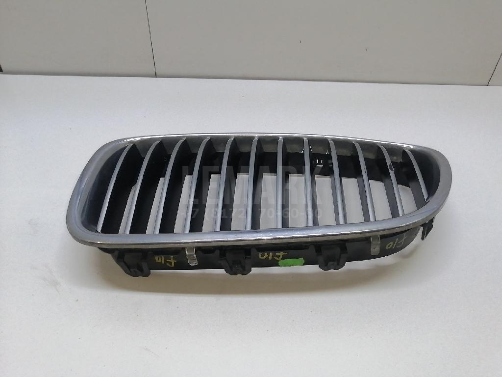 Решетка радиатора левая для  BMW 1-serie E87/E81 2004-2011