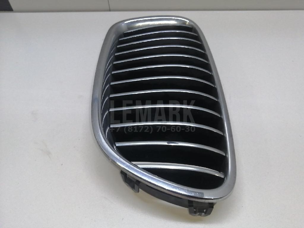 Решетка радиатора левая для  BMW 1-serie E87/E81 2004-2011