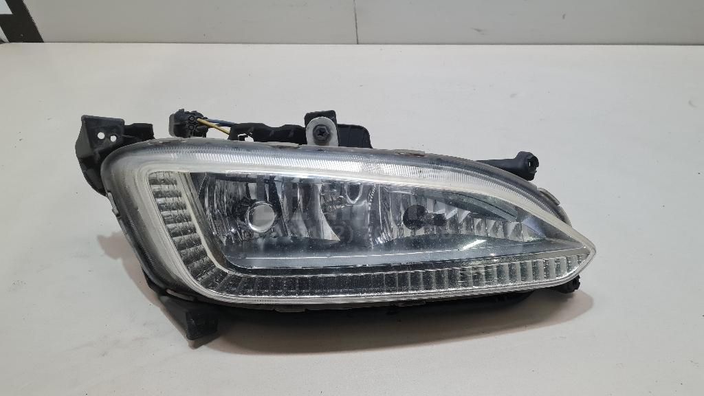 Фара противотуманная правая 922022W030 Hyundai-Kia