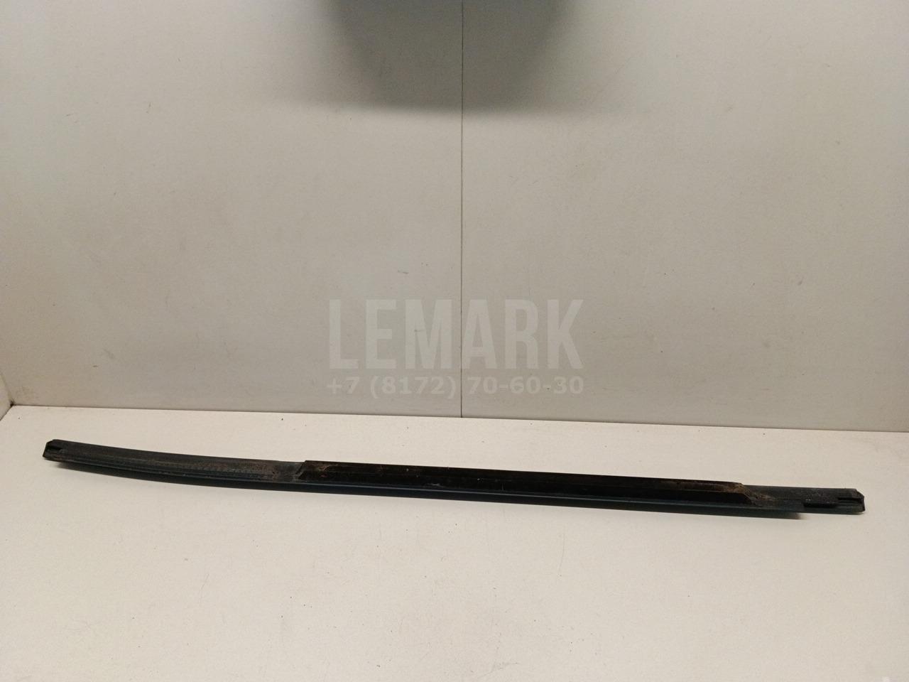 Накладка стекла заднего левого для  BMW X1 F48 2014-2022