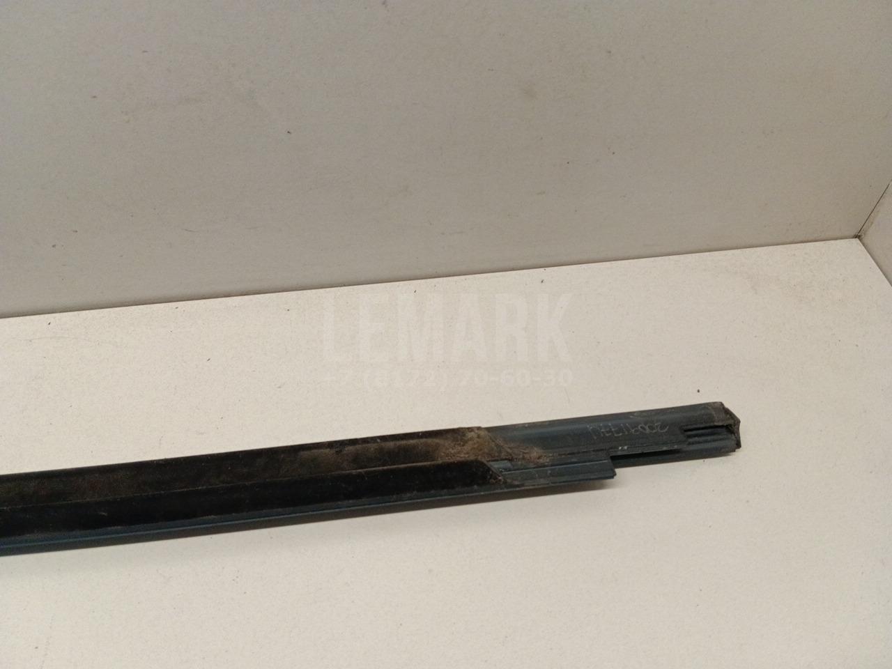 Накладка стекла заднего левого для  BMW X1 F48 2014-2022