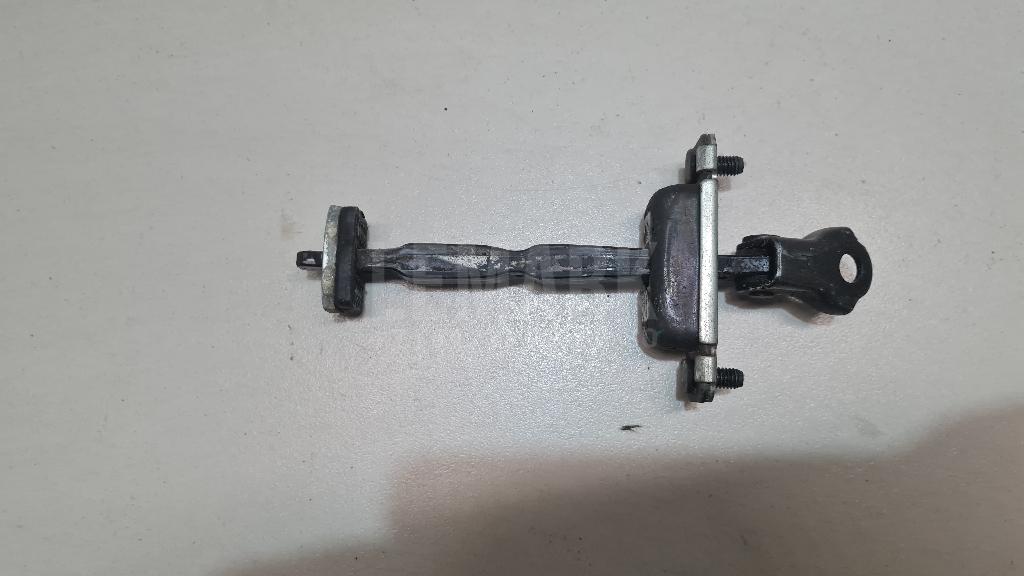 Ограничитель двери 794902W000 Hyundai-Kia