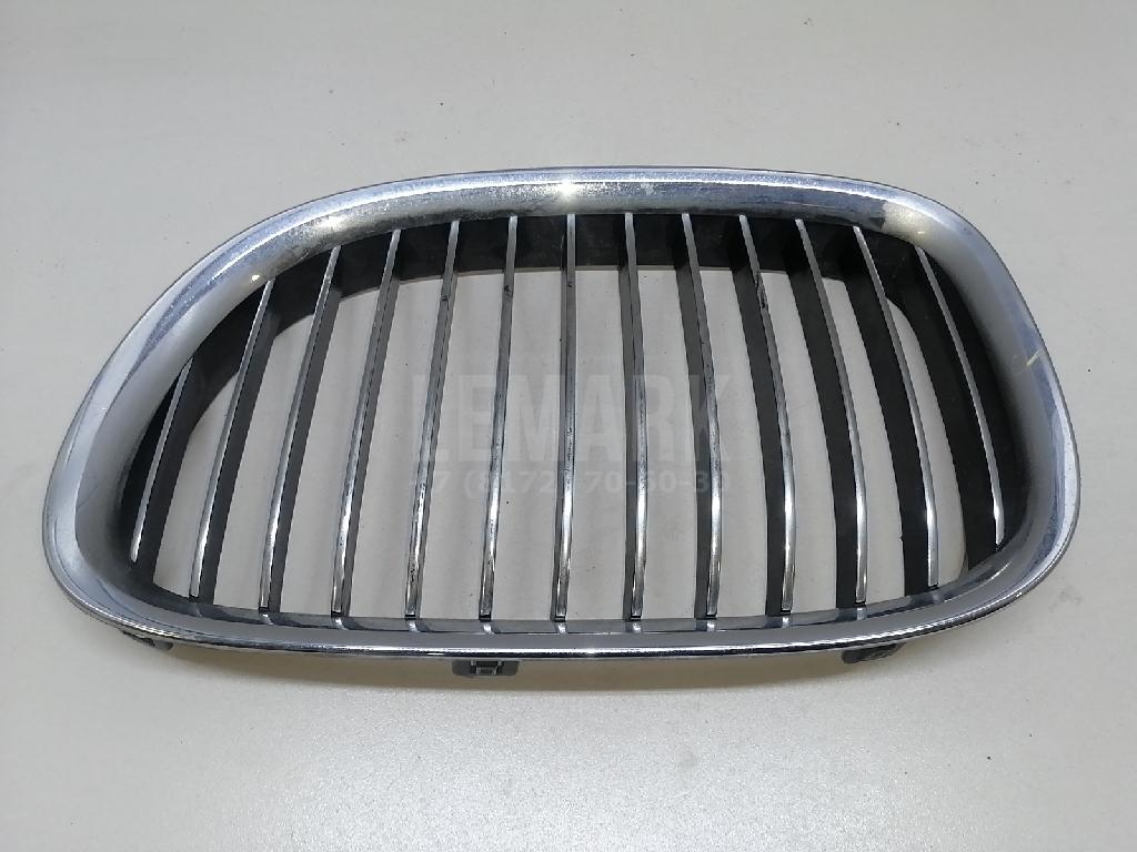 Решетка радиатора левая для  Audi TT(8N) 1998-2006