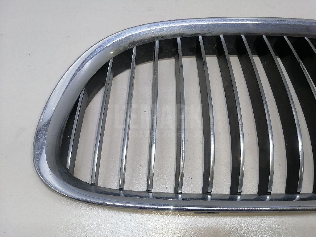 Решетка радиатора левая для  Audi TT(8N) 1998-2006