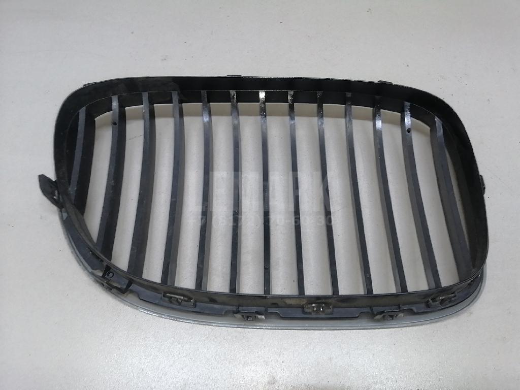 Решетка радиатора левая для  Audi TT(8N) 1998-2006