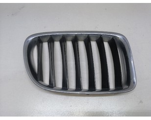 Решетка радиатора правая для BMW X1 E84 2009-2015 с разбора состояние удовлетворительное