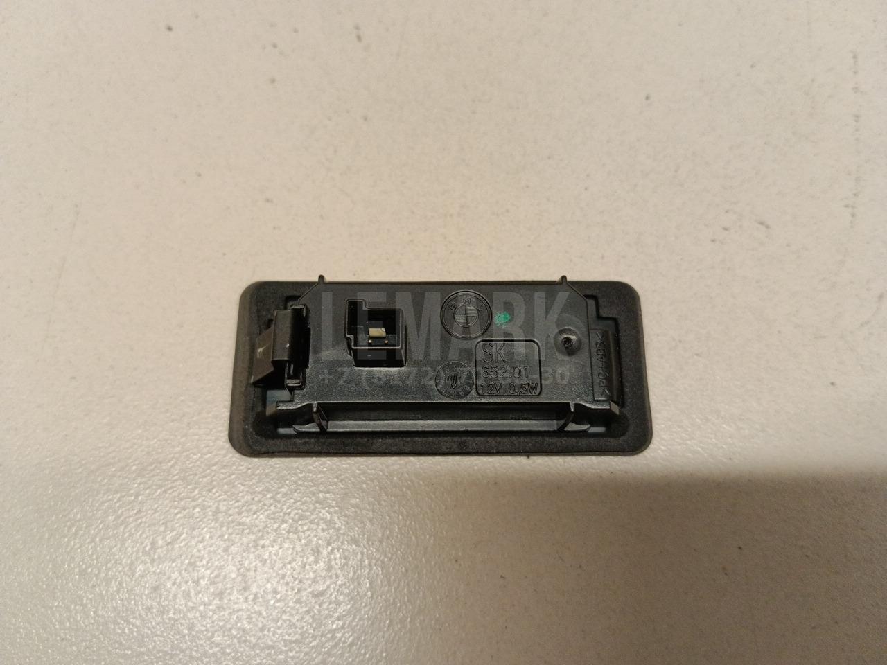 Фонарь подсветки номера для  Audi A8 [4D] 1999-2002
