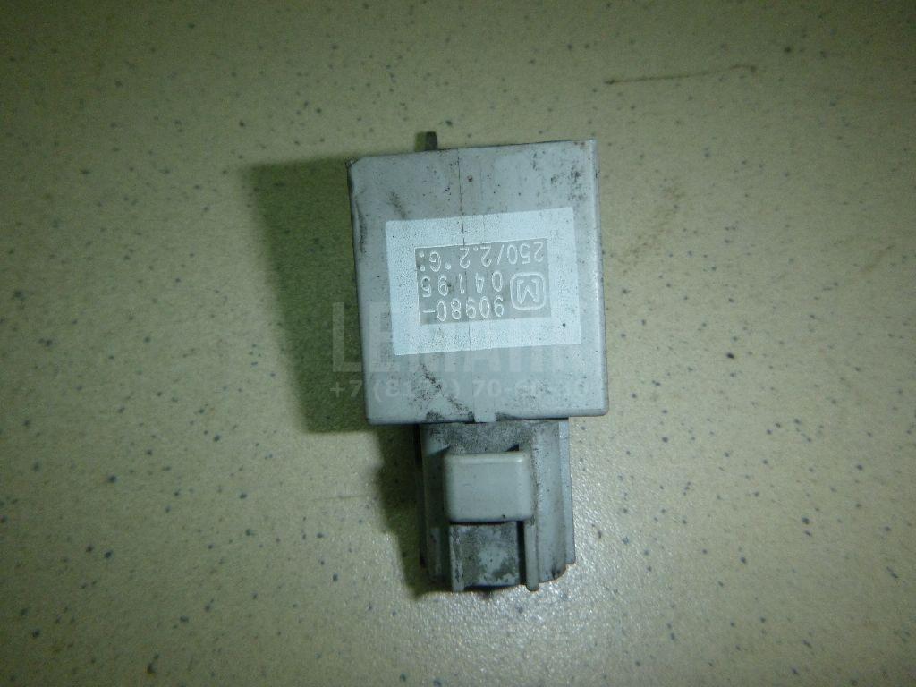 Конденсатор 9098004195 Toyota