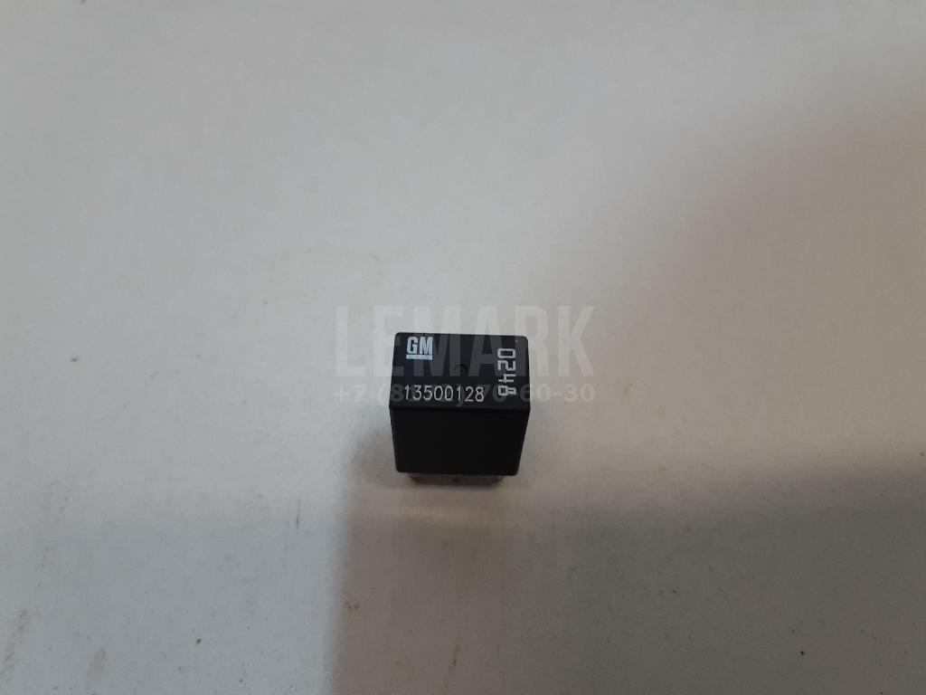 Реле 13500128 GM
