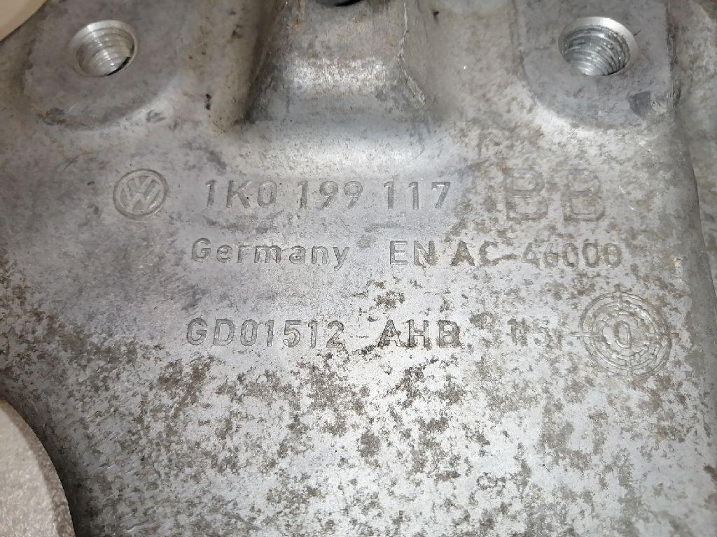 Кронштейн КПП левый для  Audi A6 [C6,4F] 2004-2011