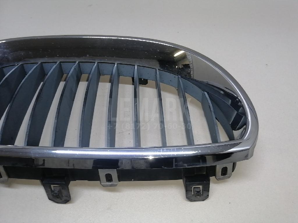 Решетка радиатора правая для  BMW X5 E53 2000-2007